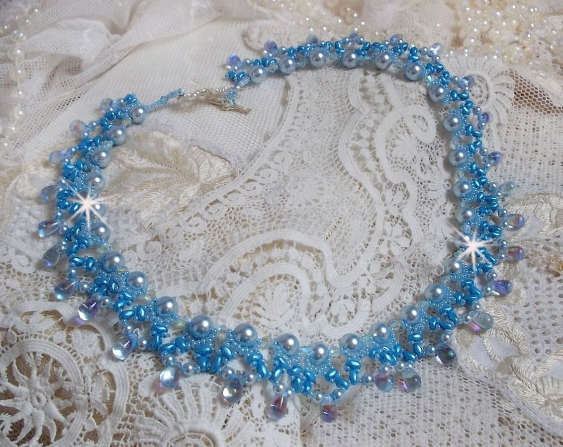 Light Azur necklace with Swarovski crystal pearls and glass drops