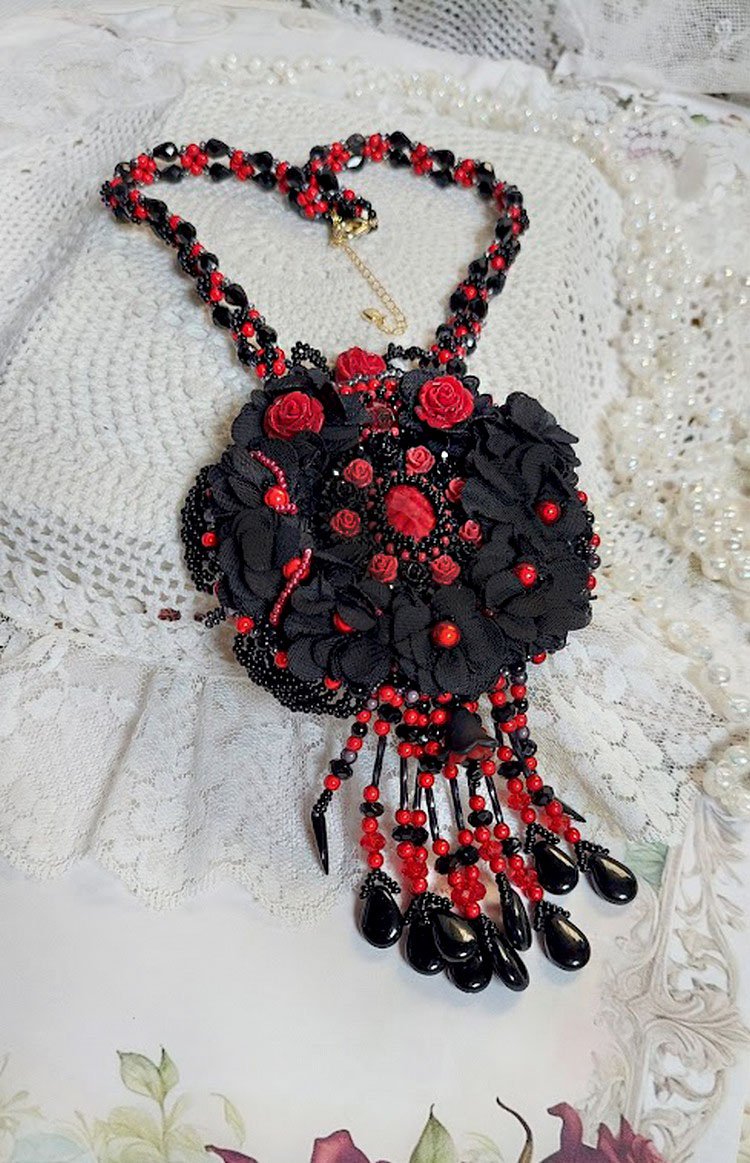 Midnight in Paris necklace embroidered with Swarovski crystals, resin roses, rocailles and black daggers
