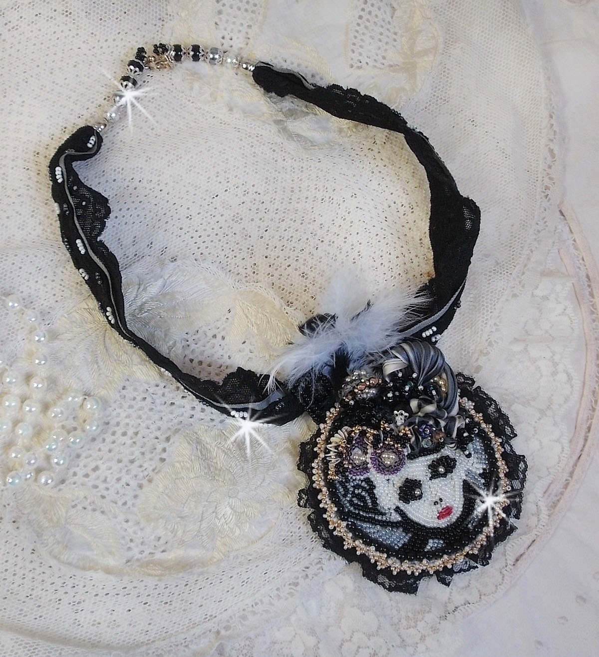 Black Feerie pendant necklace with a beautiful silk and pearl hat.