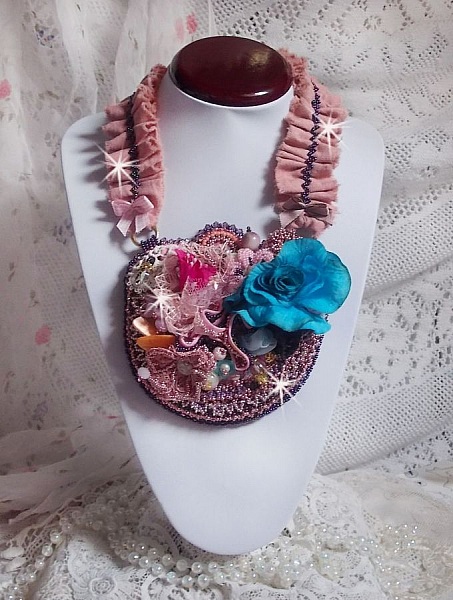 Jardin Po&eacute;tique necklace created with lace, Swarovski crystals, pearls, seed beads, 18K gold plated silver and semi-precious pearls