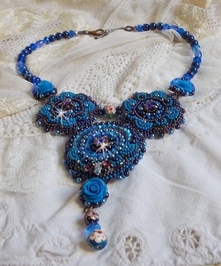 Royal Blue Roses Necklace with Swarovski crystals and seed beads