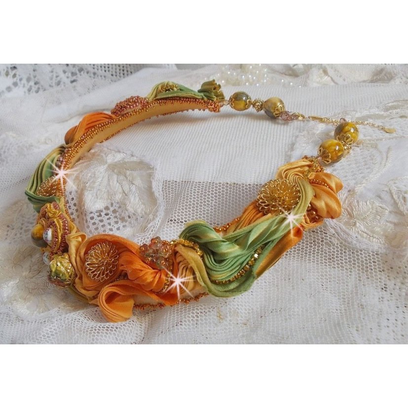 Rumba Haute-Couture necklace embroidered with silk shibori, soutache and Swaroski crystals