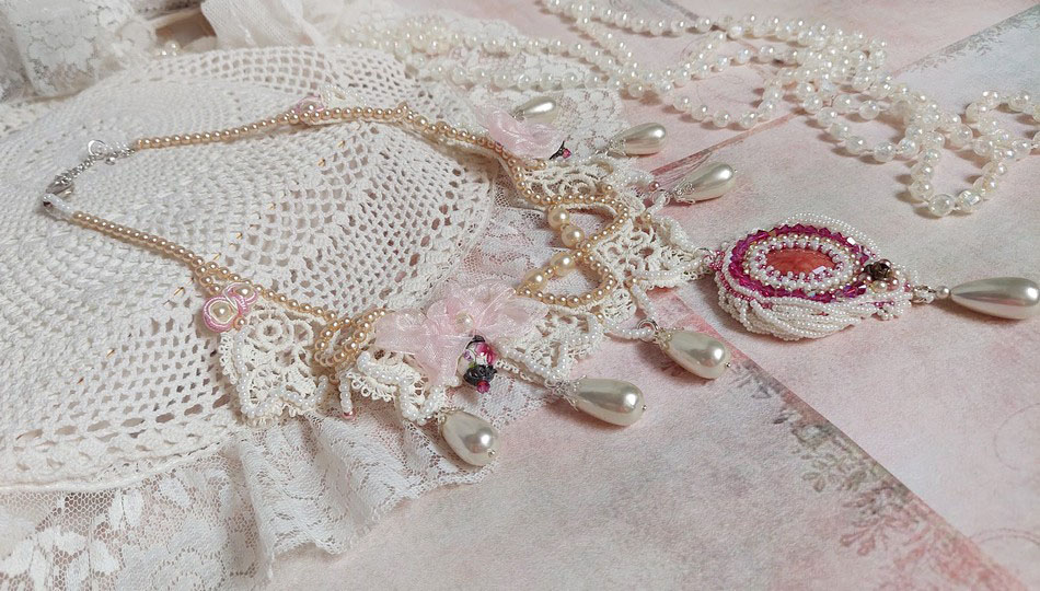 Victorian style embroidered Valmont necklace with Ivory lace, pearly beads and Swarovski crystals