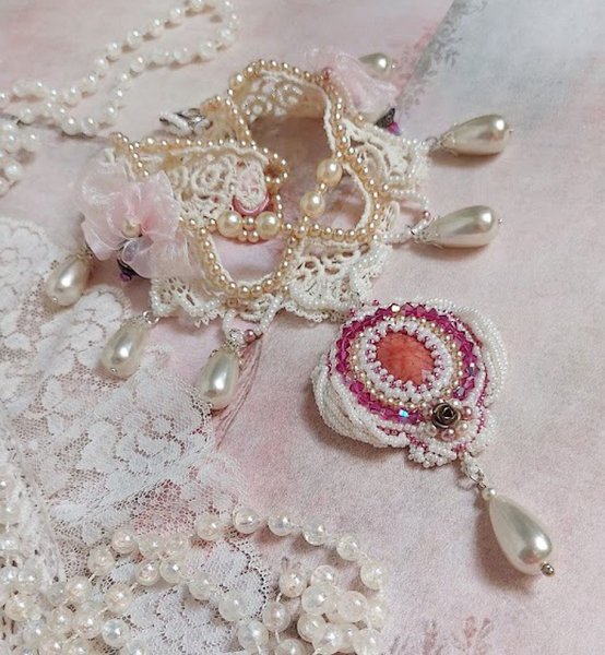 Victorian style embroidered Valmont necklace with Ivory lace, pearly beads and Swarovski crystals