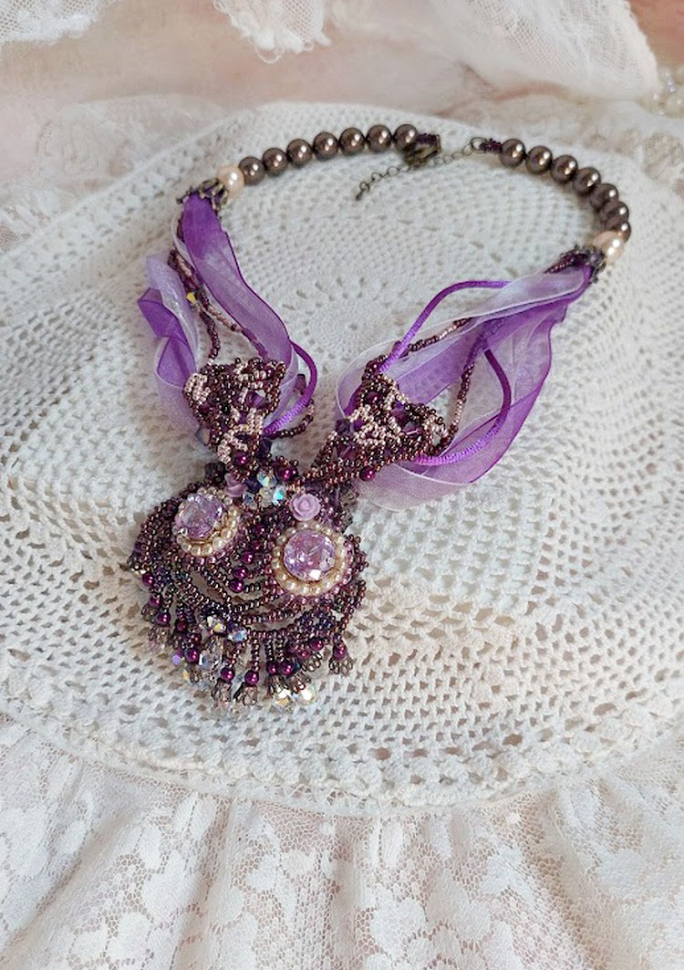 Parisienne necklace embroidered with Swarovski crystals, ivory pearls and seed beads