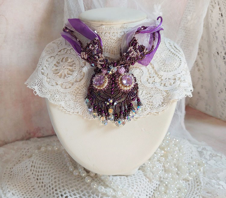 Parisienne necklace embroidered with Swarovski crystals, ivory pearls and seed beads