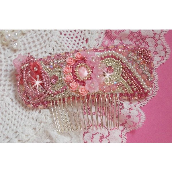 Magnolia comb embroidered with Swarovski crystals, resin beads and Miyuki seed beads