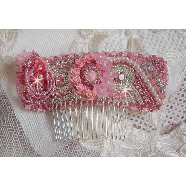 Magnolia comb embroidered with Swarovski crystals, resin beads and Miyuki seed beads