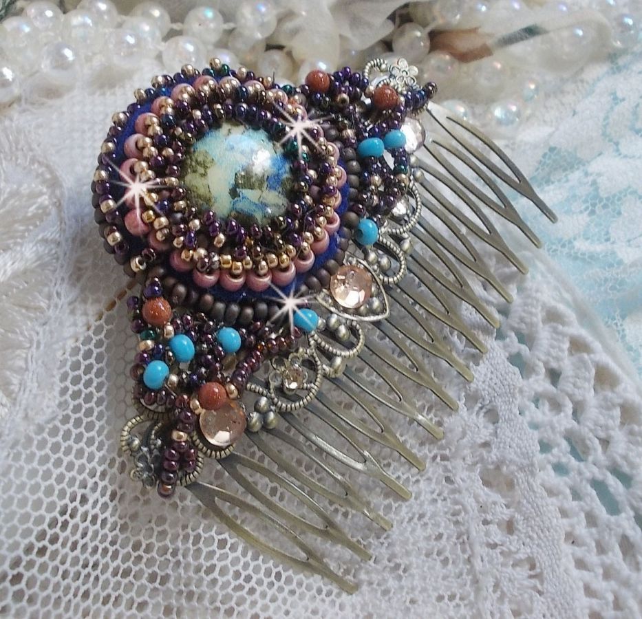 Bonjour Paris Hair Comb embroidered with a resin cabochon, gemstones (Gold Stone or Sun Stone), round beads and seed beads