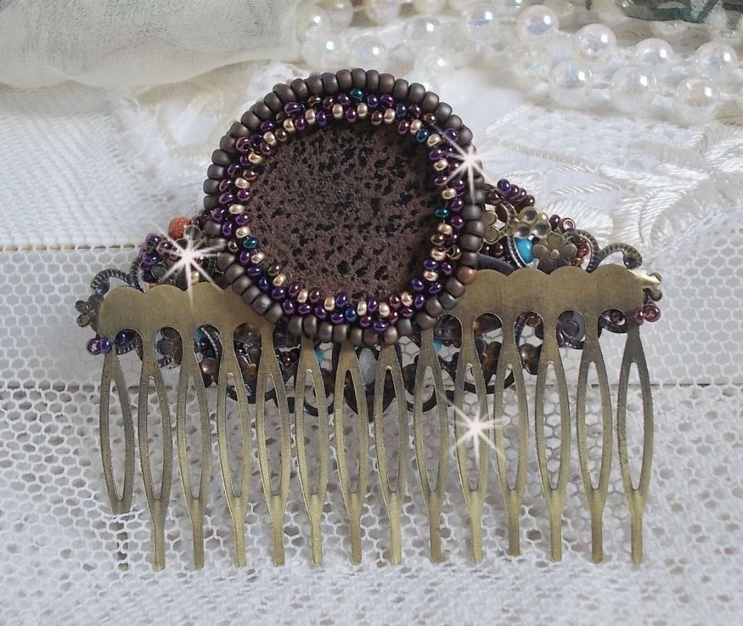 Bonjour Paris Hair Comb embroidered with a resin cabochon, gemstones (Gold Stone or Sun Stone), round beads and seed beads