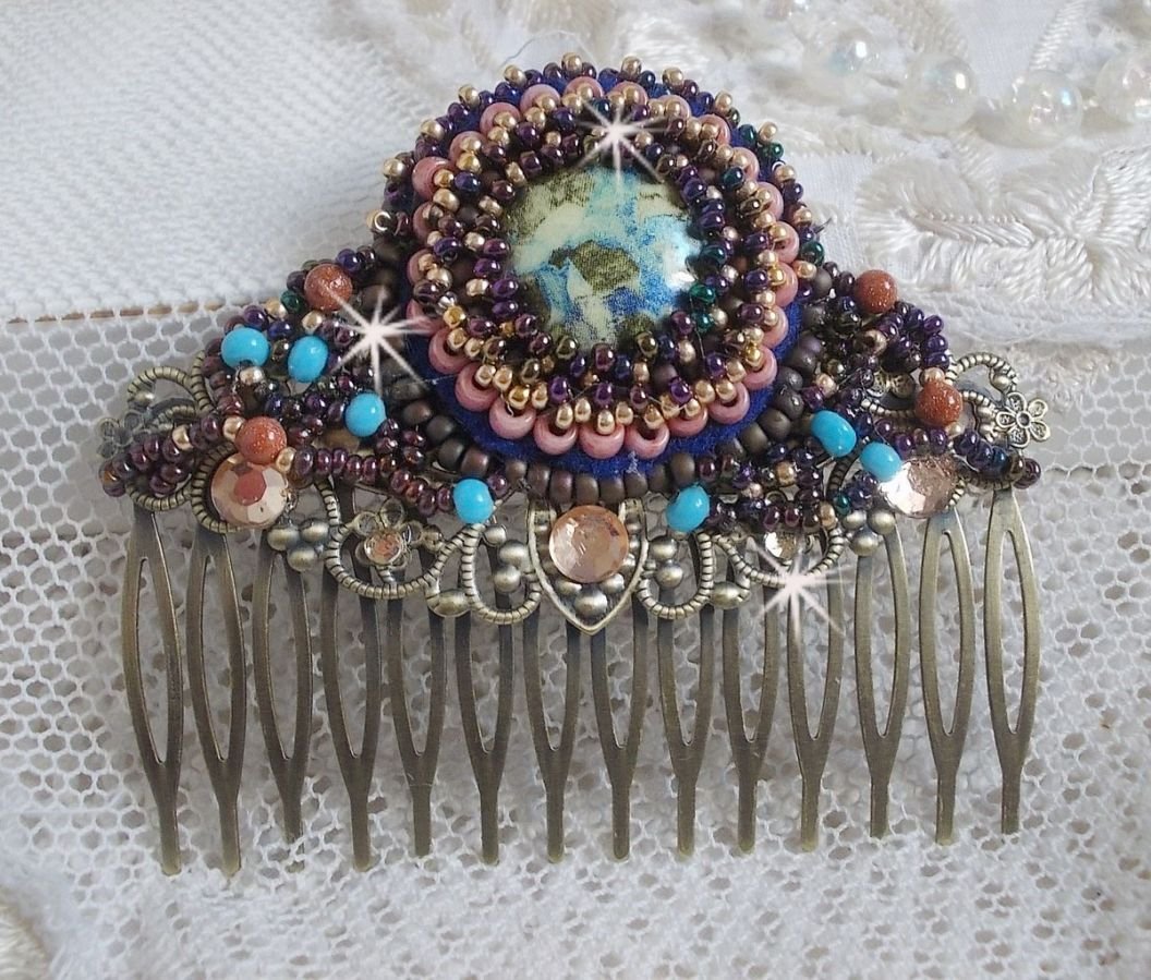 Bonjour Paris Hair Comb embroidered with a resin cabochon, gemstones (Gold Stone or Sun Stone), round beads and seed beads