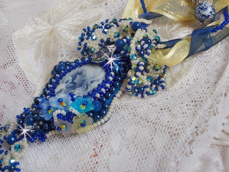 Haute-Couture Blue Palace pendant necklace with colored seed beads and Swarovski crystals