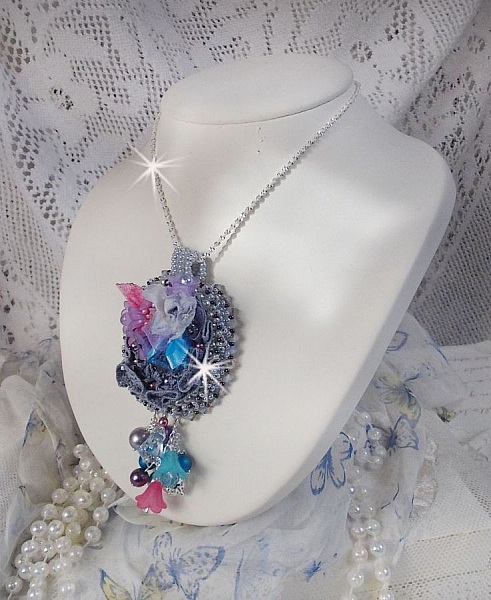 Mademoiselle Bluse Haute-Couture pendant embroidered with Swarovski crystals, resin flowers, pearly beads, seed beads and a 925 silver chain