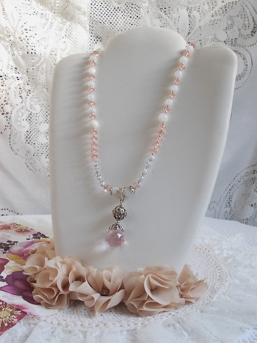 Irisée Rose pendant necklace embroidered with Swarovski crystals, 925 silver and moonstones