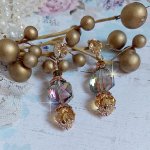 BO Glamour Scintillant montées avec cabochons et perles en Cristal, perles cubes octogonaux cristal électrolytique et clous d'oreilles en laiton doré