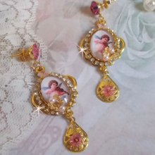 BO Musical Angels created with PureCrystal cabochons, magnifying glass cabochons, stamps and Pink Zirconiums, 
