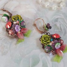 BO Fantasia of Flowers created with crystals, pearly round beads, beads, resin bells, glass and Organza Anis ribbon
