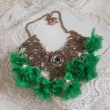 Belle Emeraude necklace mounted with fabric flowers, Swarovski crystals and seed beads