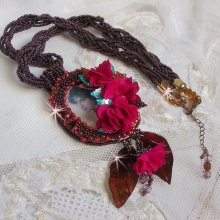Belle Hélène Haute-Couture pendant necklace with fabric flowers and mother of pearl leaves