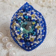 Blue Palace ring, an authentic design with blue seed beads and Swarovski crystals