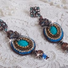 BO Ilycia Charming embroidered with two faceted cabochons green turquoise and Swarovski crystals