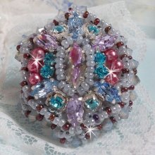 Ring Mademoiselle Bluse embroidered with Swarovski crystals and beautiful seed beads of qulaity