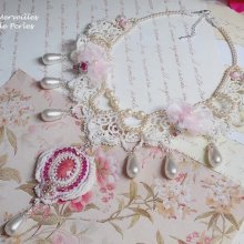 Victorian style embroidered Valmont necklace with Ivory lace, pearly beads and Swarovski crystals