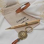 Woman gift bag with engraved wooden pen + customizable leather bracelet + key ring 