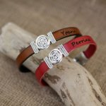 Leather bracelet decorated with Celtic knot customizable by engraving