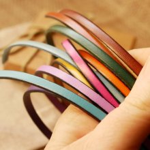 Bracelet manchette aux 4 cuirs au choix