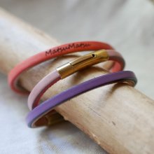 Customized two-tone leather bracelet with gold clasp