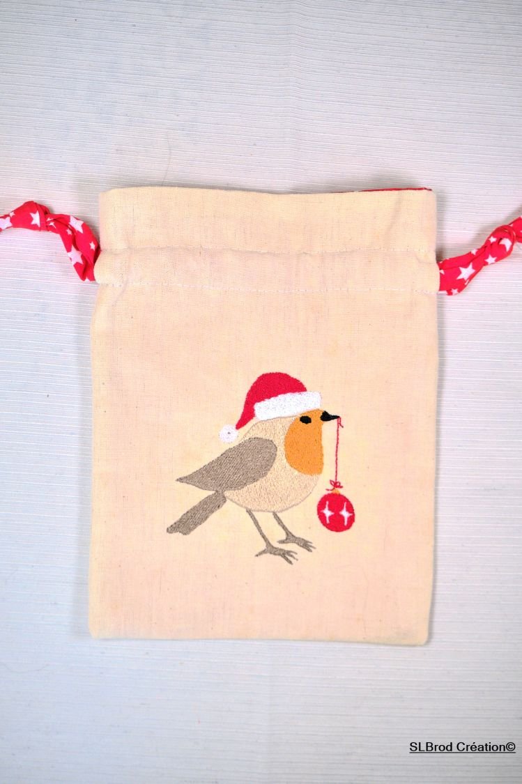 Little Red Throat Christmas pouch