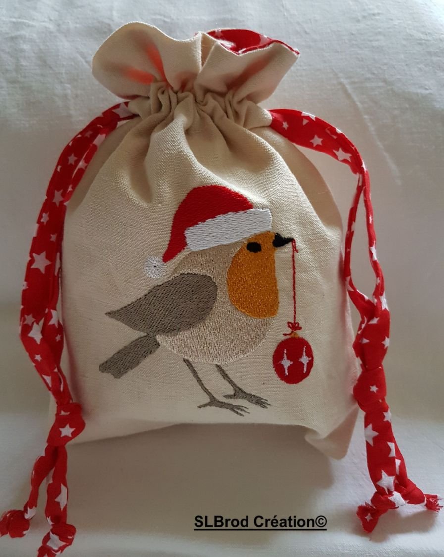 Little Red Throat Christmas pouch