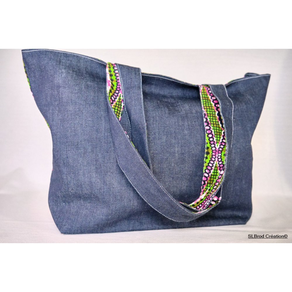Tote bag with African pattern