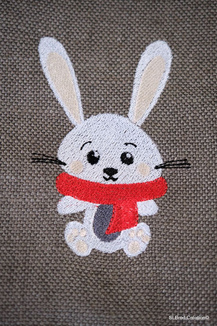 Backpack embroidered red rabbit scarf to personalize