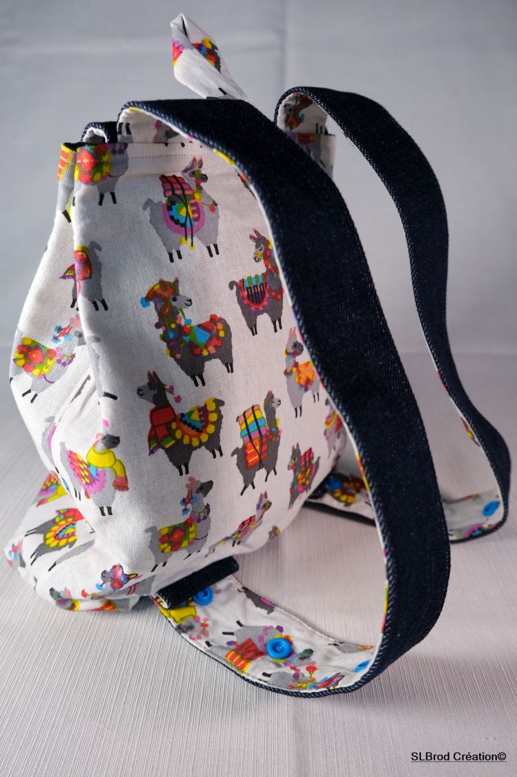 Embroidered llama backpack for kids